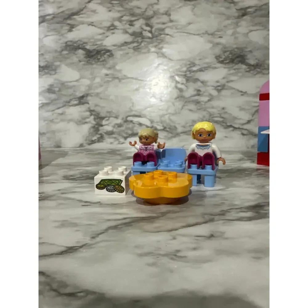 Lego Duplo cafe